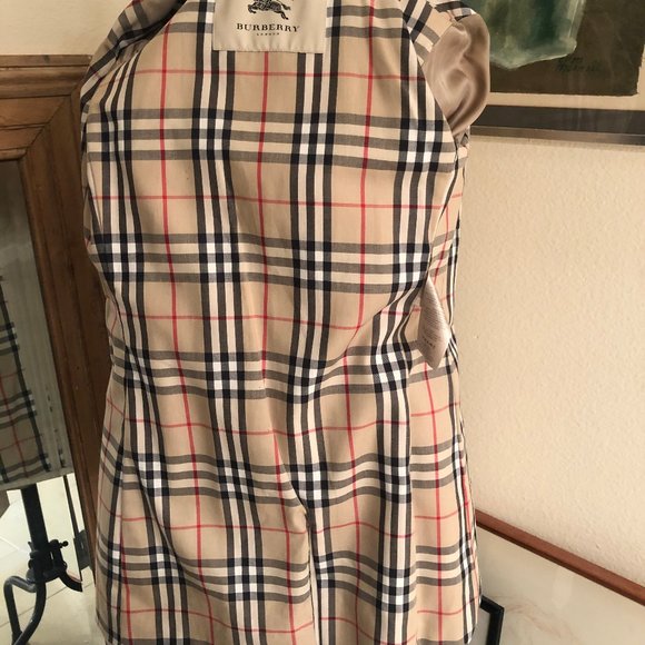 Burberry Trench Coat, Short (mid-thigh), Womens - Picture 14 of 15